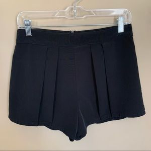 3/$15 SALE! Forever 21 Black High Waisted Pleated Shorts